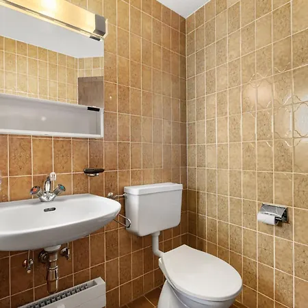 Arnica 14 - 6 Pers - Piscine Apartman